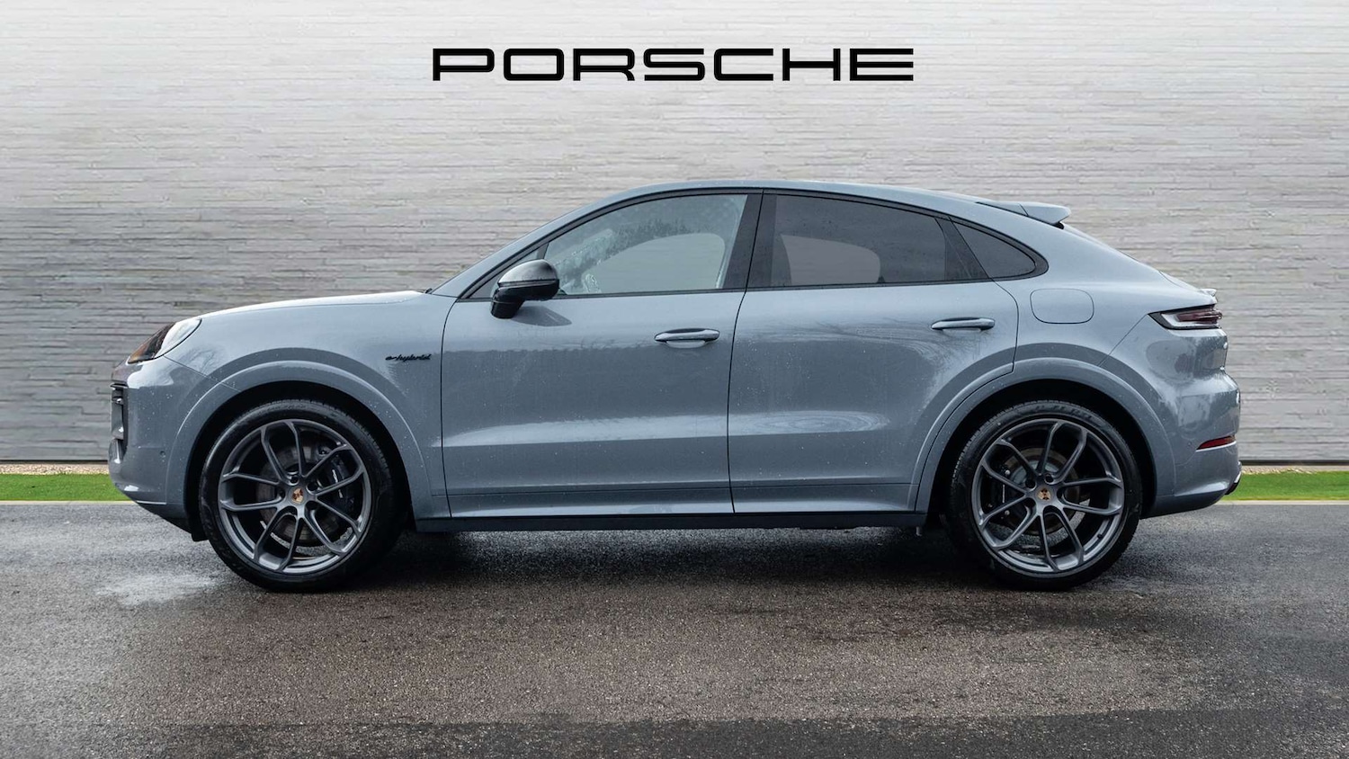Used Porsche Cayenne 2025 for sale - 76362525: Photo 8