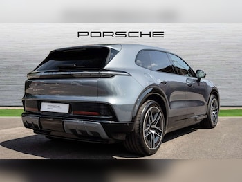 Used Porsche Cayenne 2026 for sale - 79064855: Photo