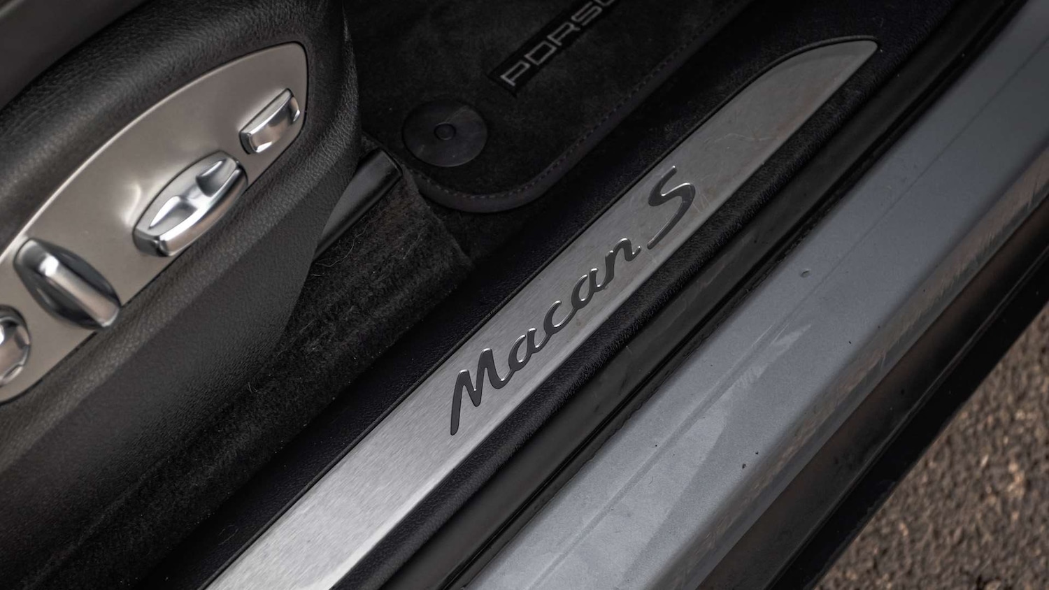 Used Porsche Macan 2022 for sale - 76063259: Photo 32