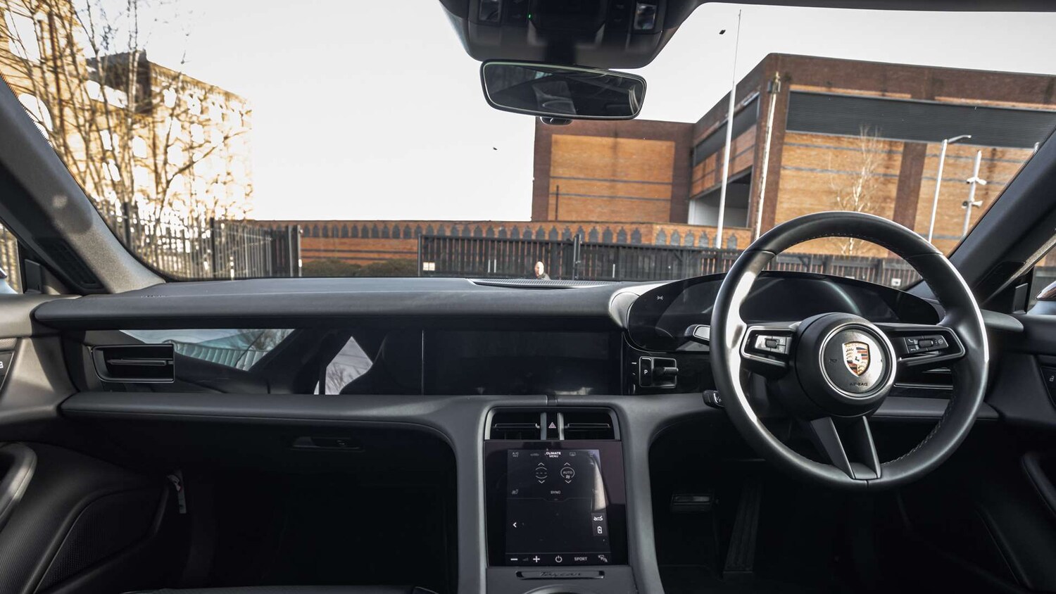 Used Porsche Taycan 2022 for sale - 77257400: Photo 11