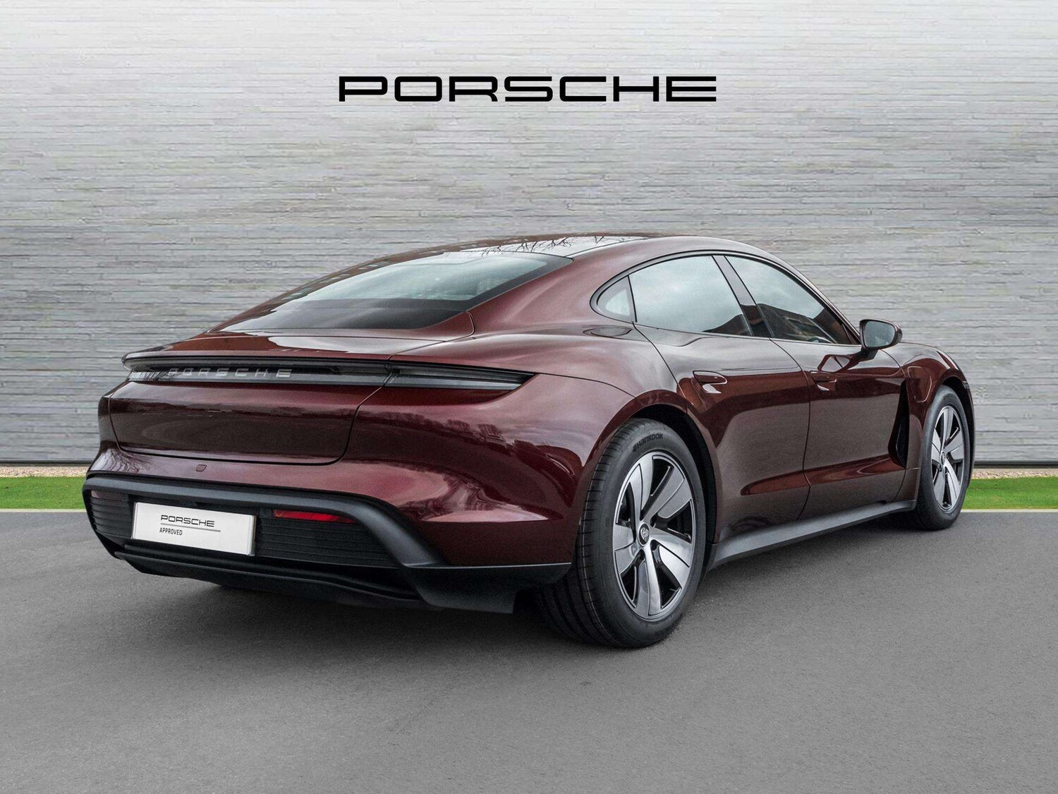 Used Porsche Taycan 2022 for sale - 77257400: Photo 3