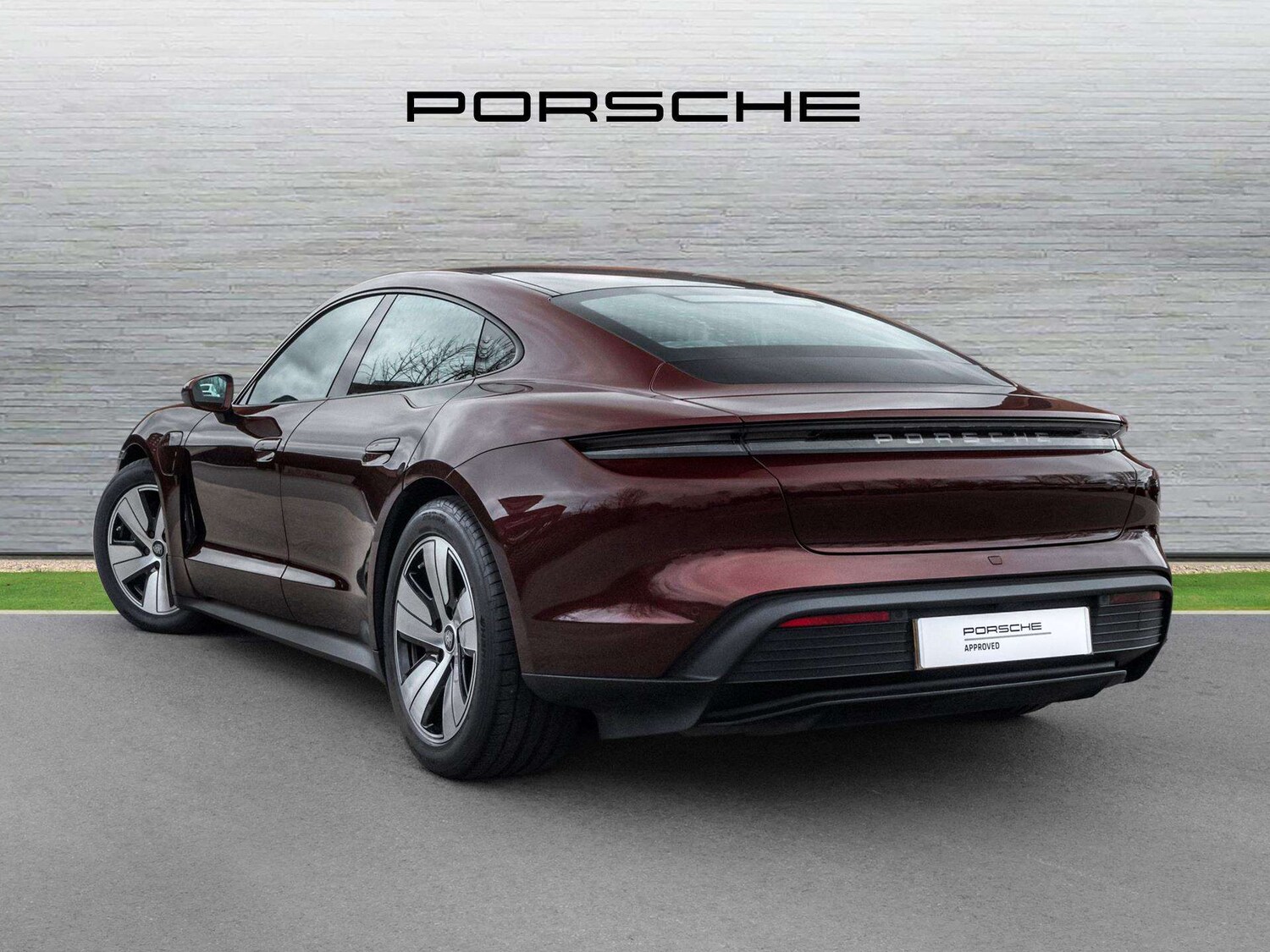 Used Porsche Taycan 2022 for sale - 77257400: Photo 4