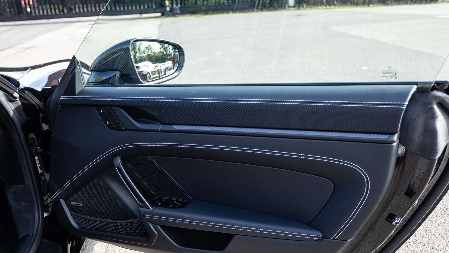 Used Porsche 911 2025 for sale - 76191863: Photo 30