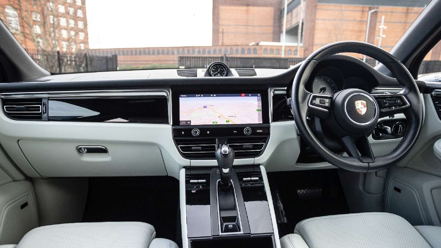 Used Porsche Macan 2023 for sale - 77032260: Photo 11