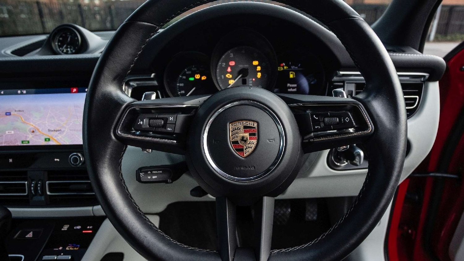 Used Porsche Macan 2023 for sale - 77032260: Photo 18