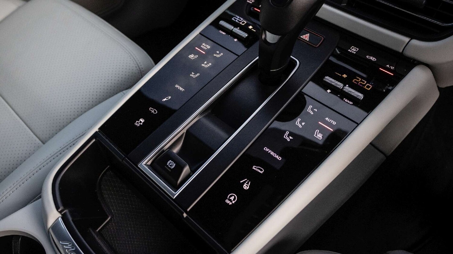 Used Porsche Macan 2023 for sale - 77032260: Photo 25