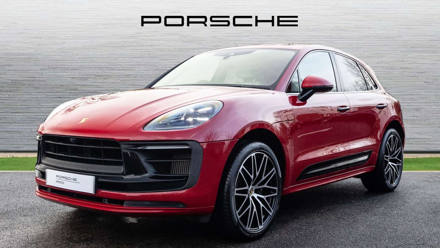 Used Porsche Macan 2023 for sale - 77032260: Photo 3