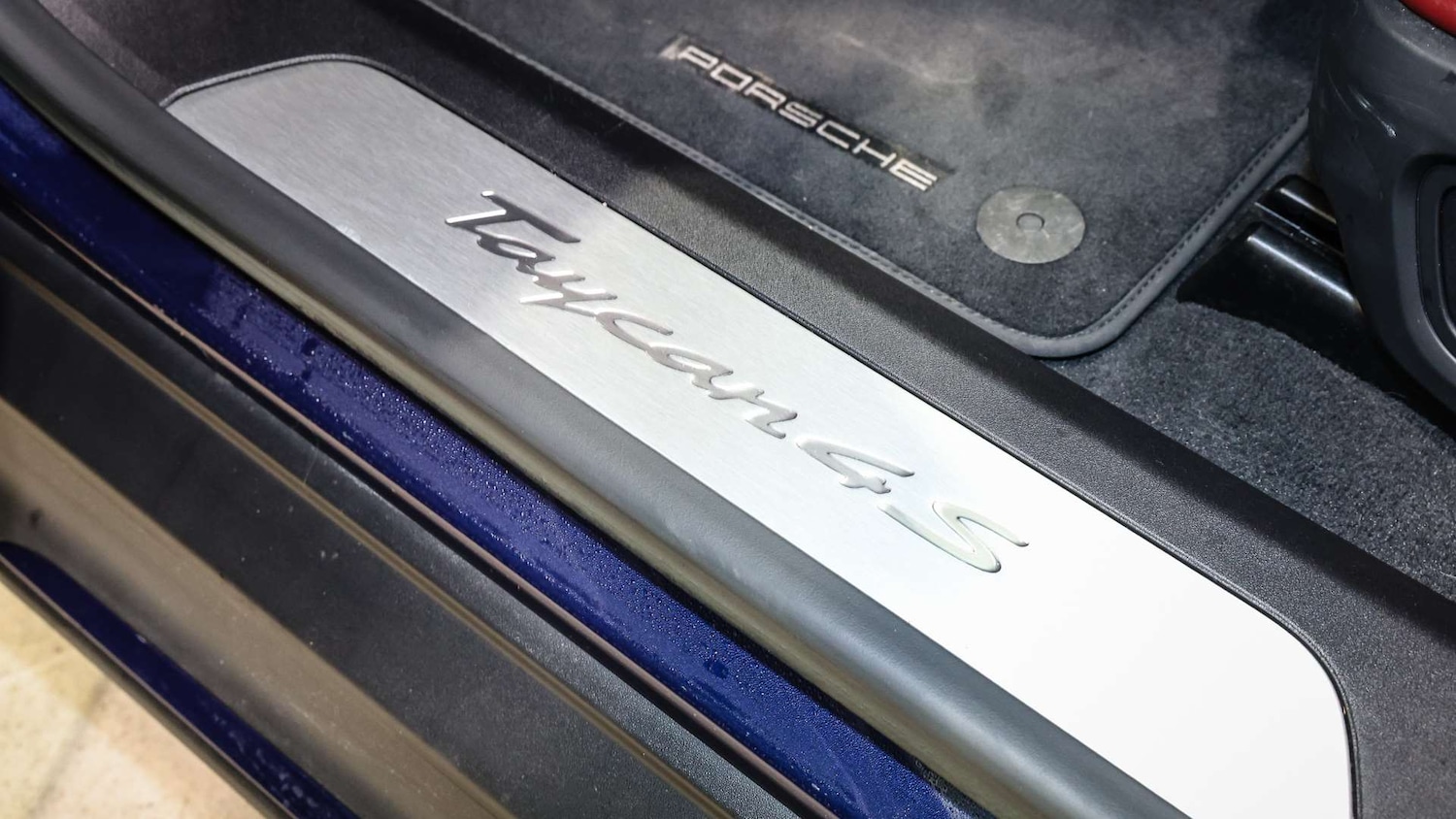 Used Porsche Taycan 2023 for sale - 77233058: Photo 29