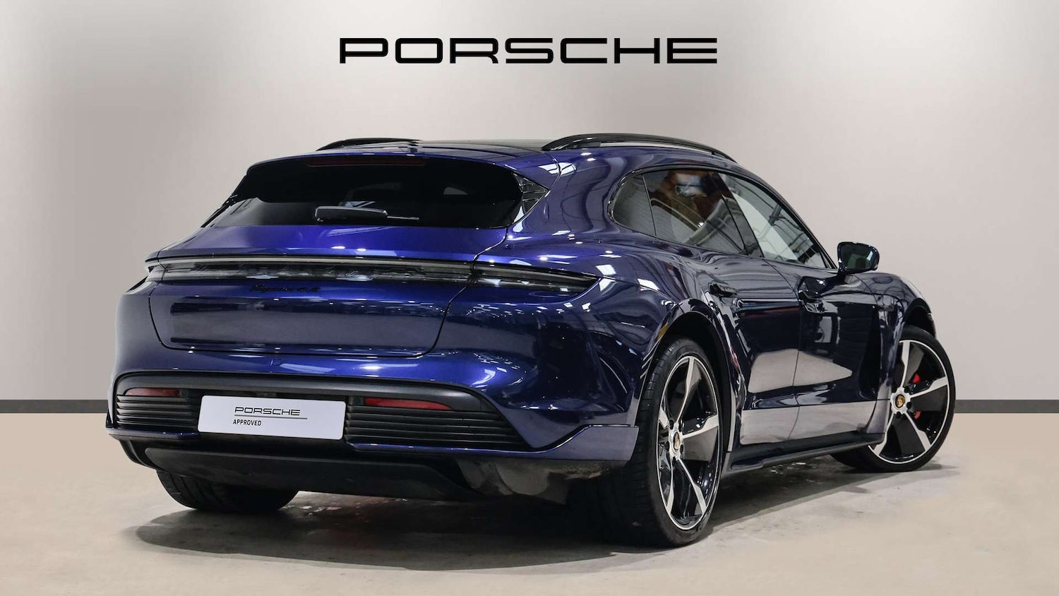 Used Porsche Taycan 2023 for sale - 77233058: Photo 3