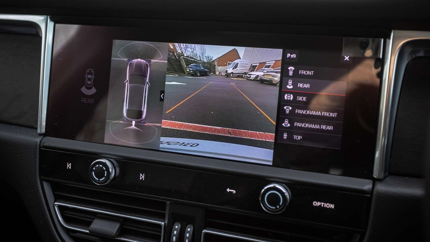 Used Porsche Macan 2025 for sale - 76967857: Photo 20