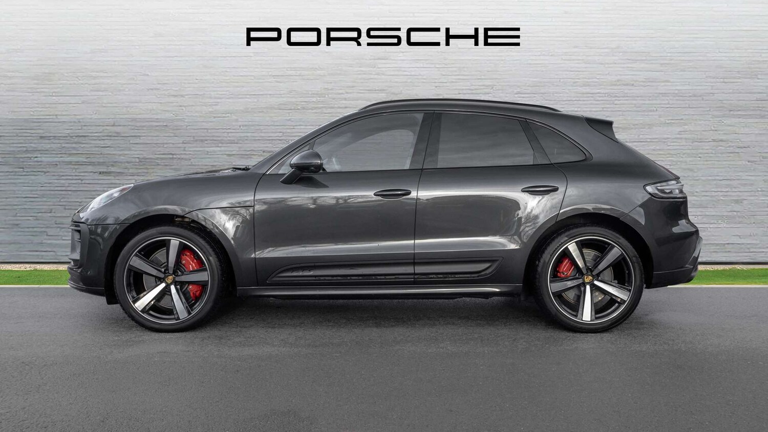 Used Porsche Macan 2025 for sale - 76967857: Photo 8