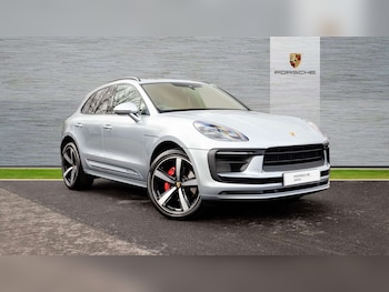 Used Porsche Macan 2022 for sale - 77270049: Photo