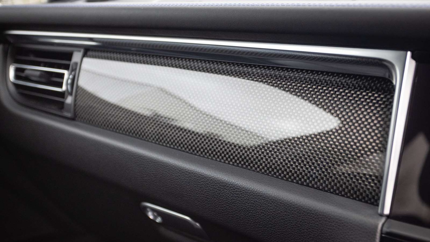 Used Porsche Macan 2022 for sale - 77270049: Photo 35