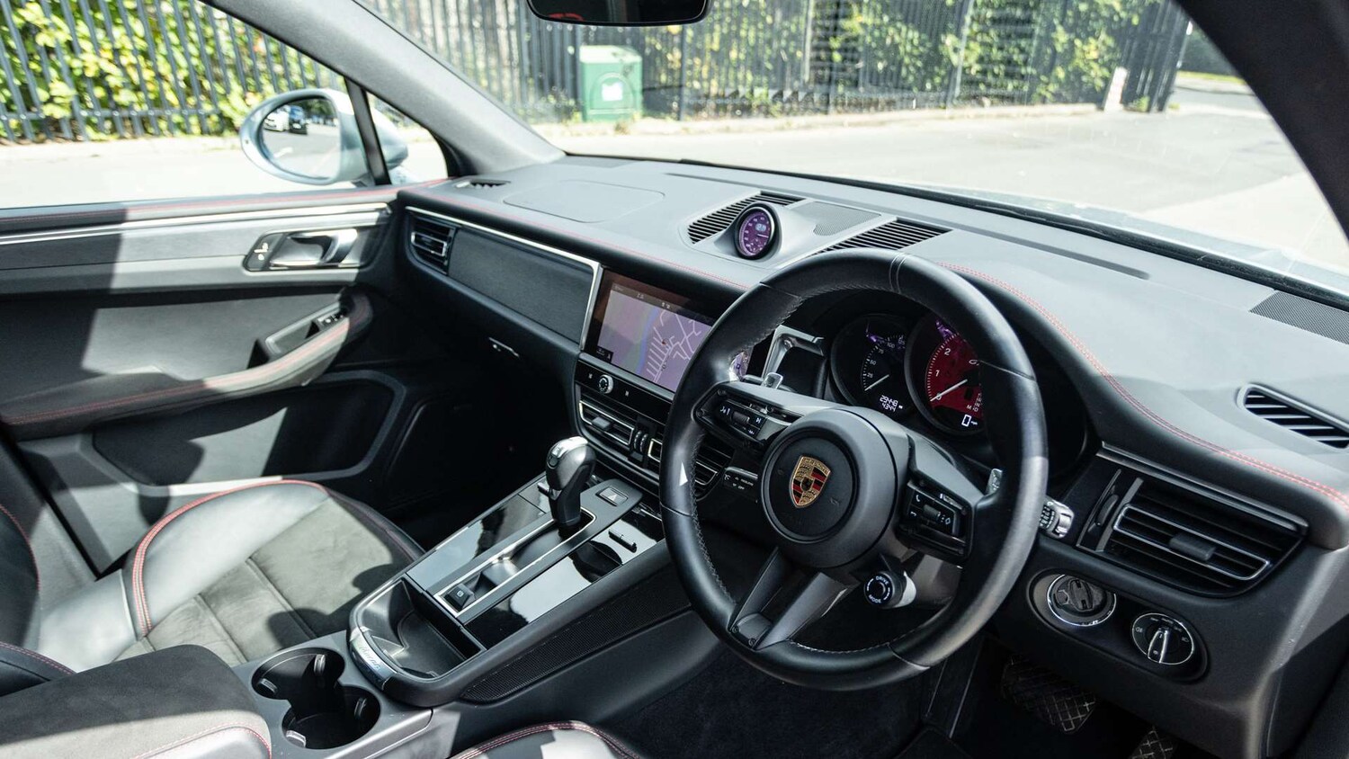 Used Porsche Macan 2023 for sale - 75772384: Photo 12