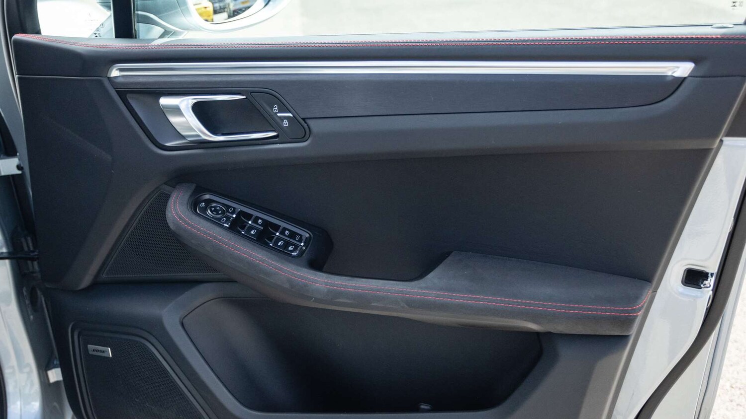 Used Porsche Macan 2023 for sale - 75772384: Photo 33