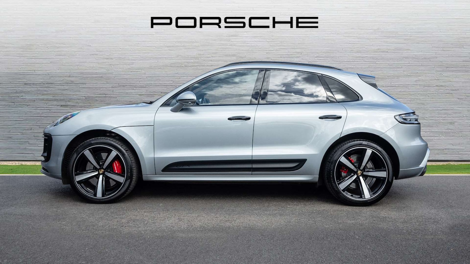 Used Porsche Macan 2023 for sale - 75772384: Photo 8