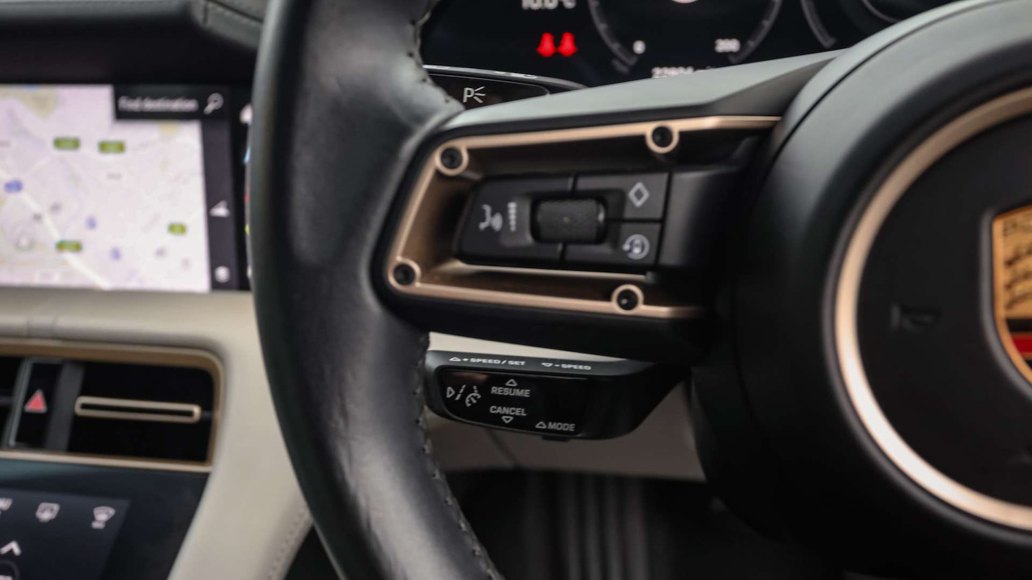 Used Porsche Taycan 2020 for sale - 77134825: Photo 19