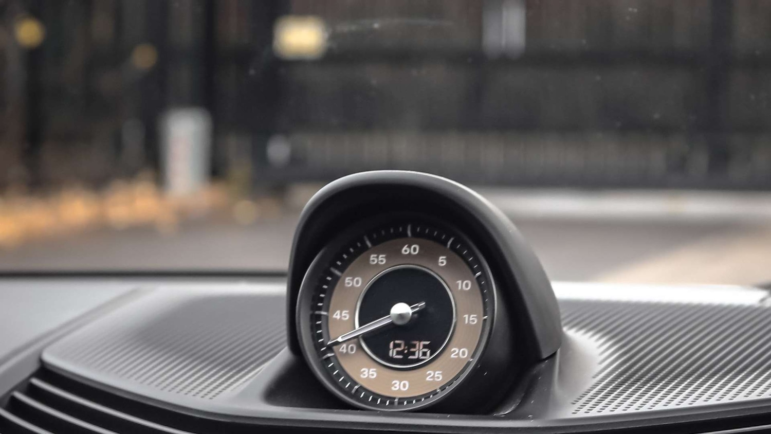 Used Porsche Taycan 2020 for sale - 77134825: Photo 23