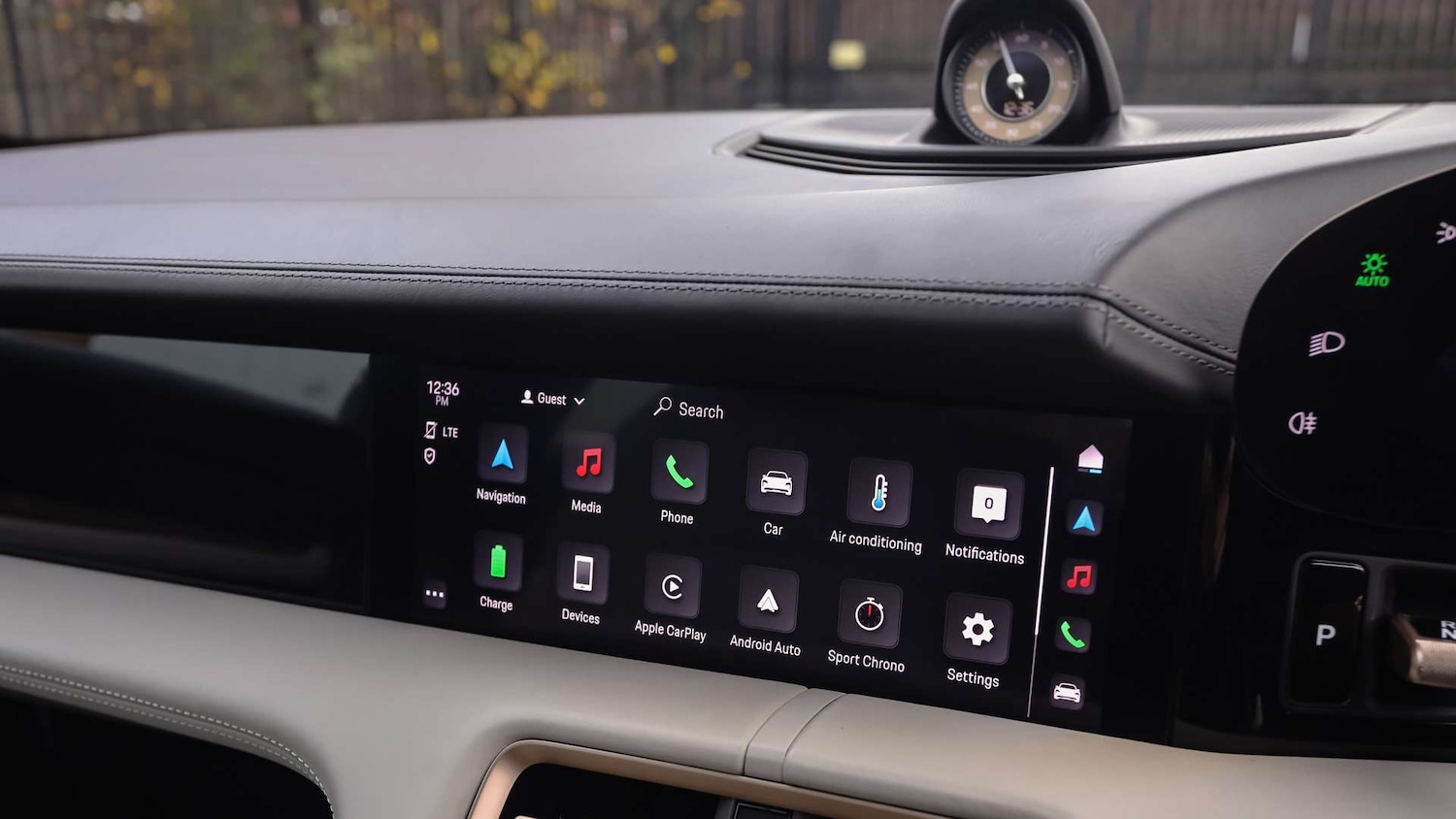 Used Porsche Taycan 2020 for sale - 77134825: Photo 24