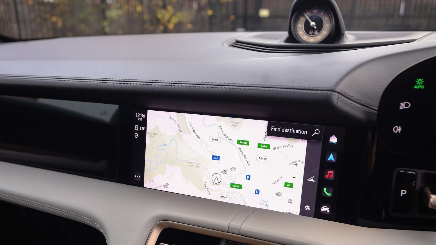 Used Porsche Taycan 2020 for sale - 77134825: Photo 25