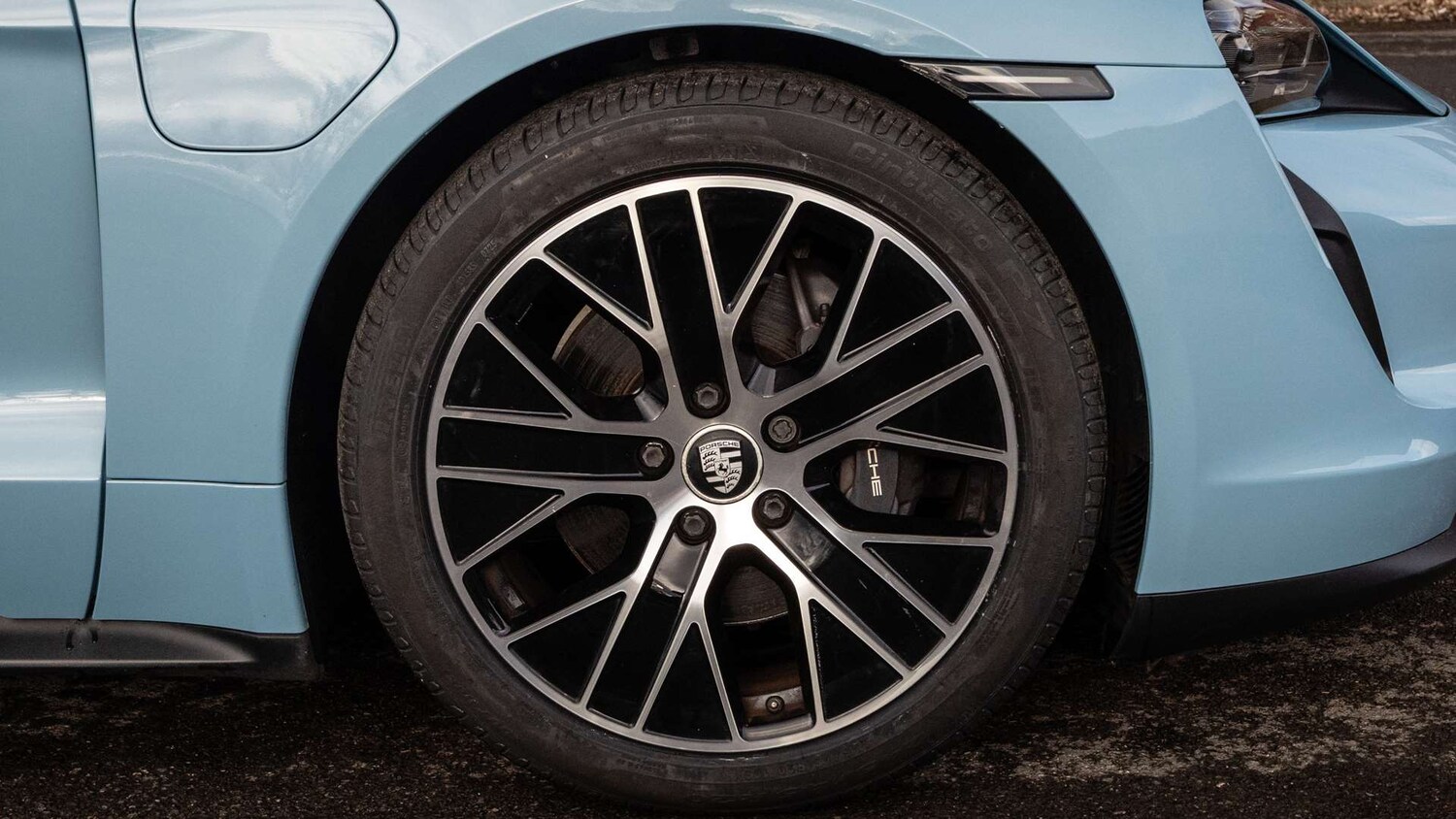 Used Porsche Taycan 2021 for sale - 77361392: Photo 10