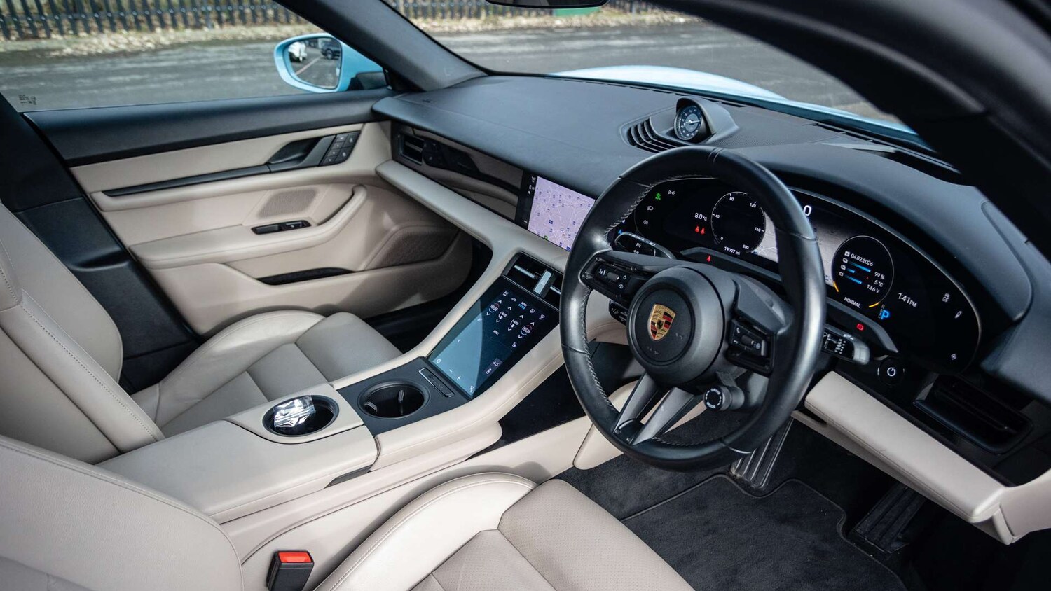 Used Porsche Taycan 2021 for sale - 77361392: Photo 17