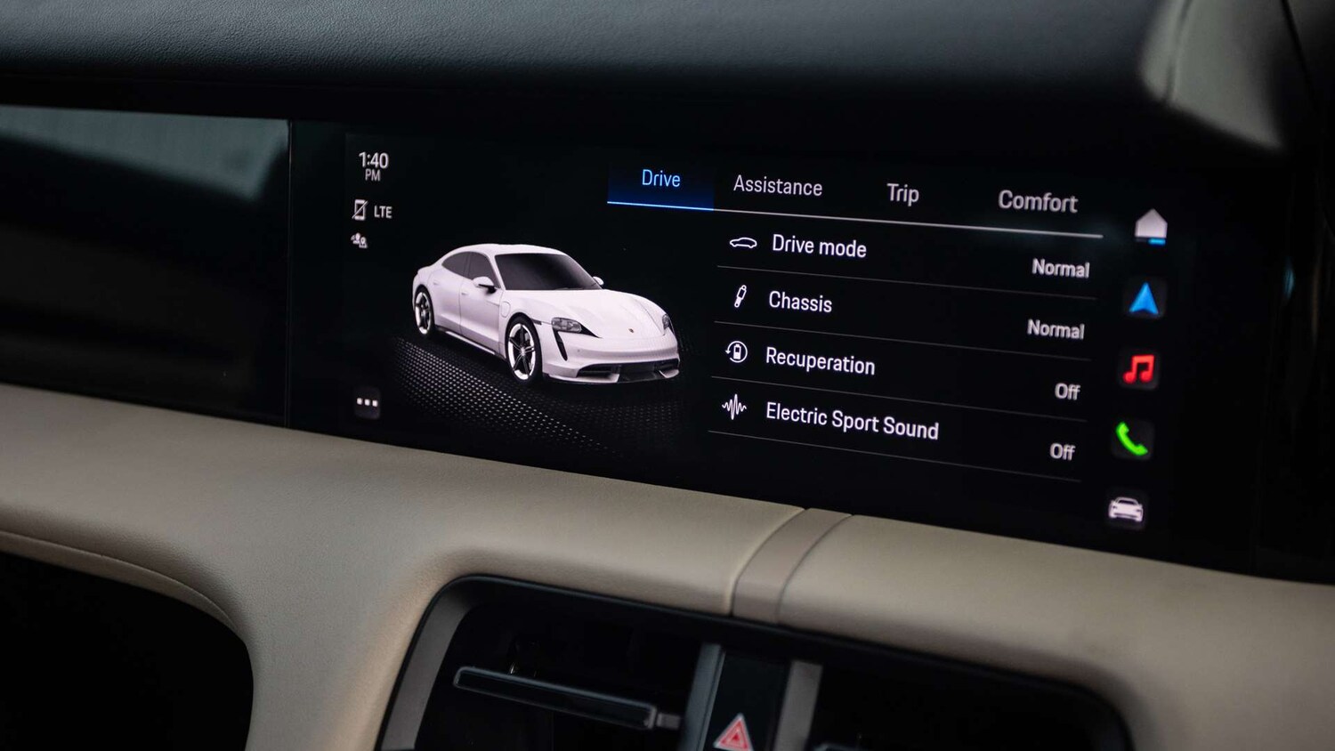 Used Porsche Taycan 2021 for sale - 77361392: Photo 26