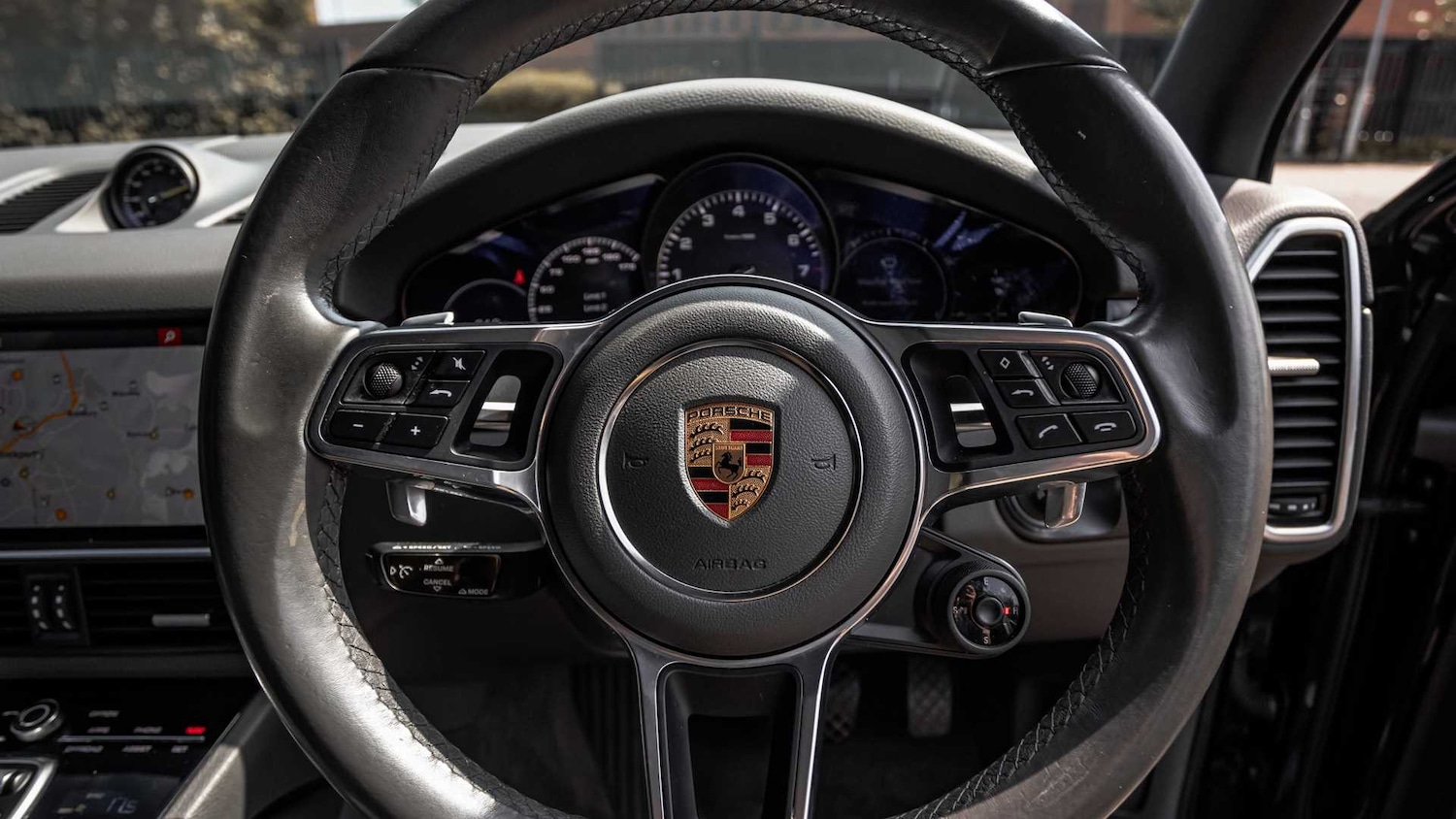 Used Porsche Cayenne 2018 for sale - 76564368: Photo 16