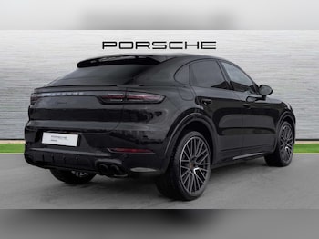 Used Porsche Cayenne 2022 for sale - 77044094: Photo