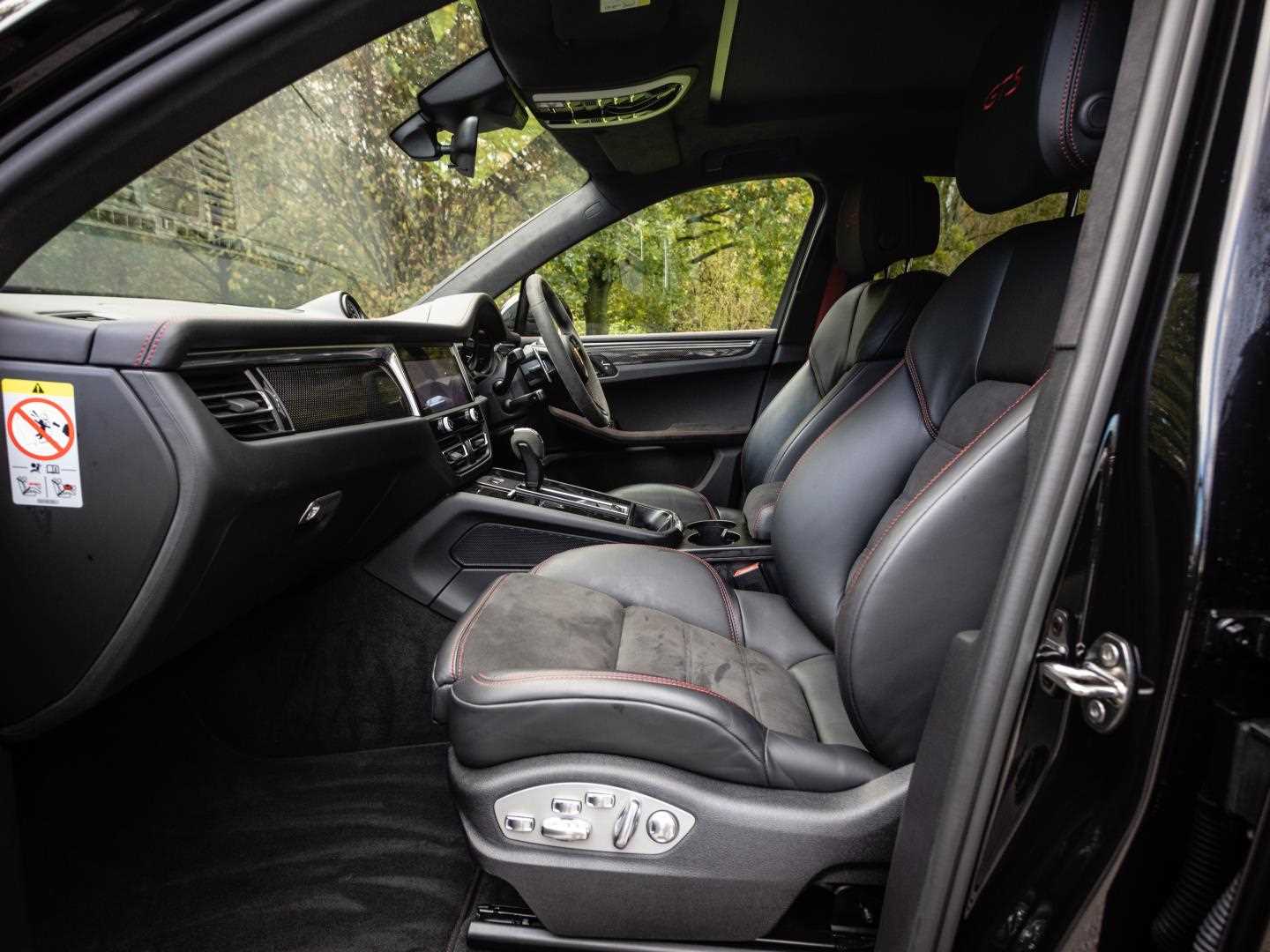 Used Porsche Macan 2023 for sale - 76125868: Photo 14