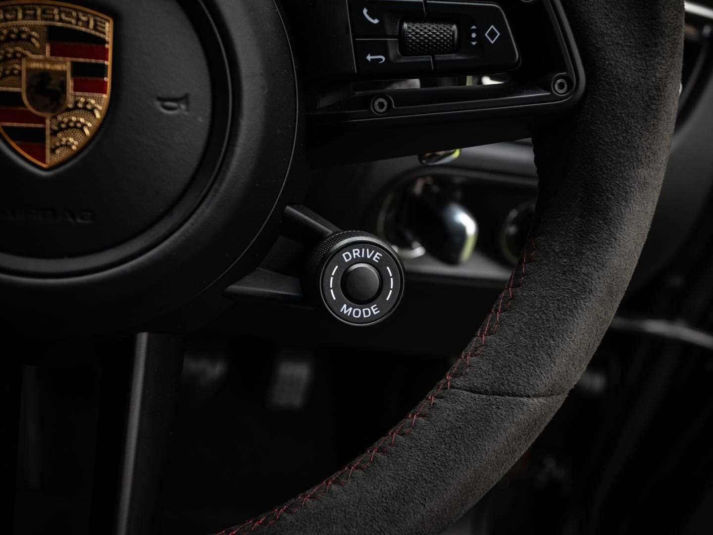 Used Porsche Macan 2023 for sale - 76125868: Photo 21