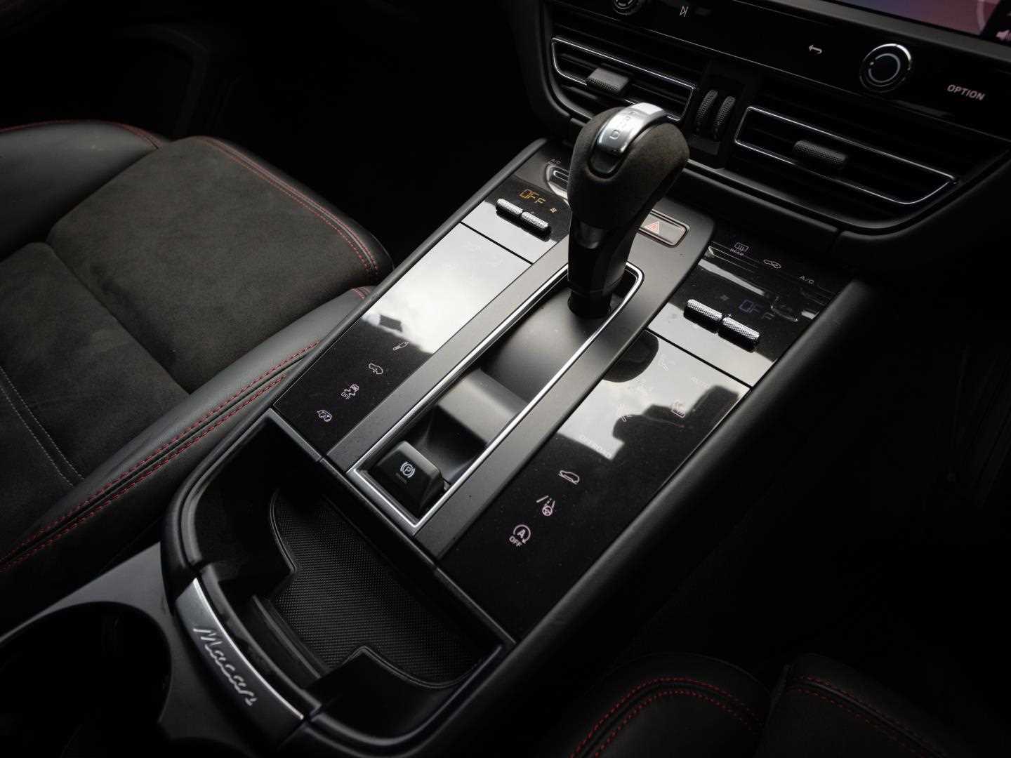 Used Porsche Macan 2023 for sale - 76125868: Photo 23