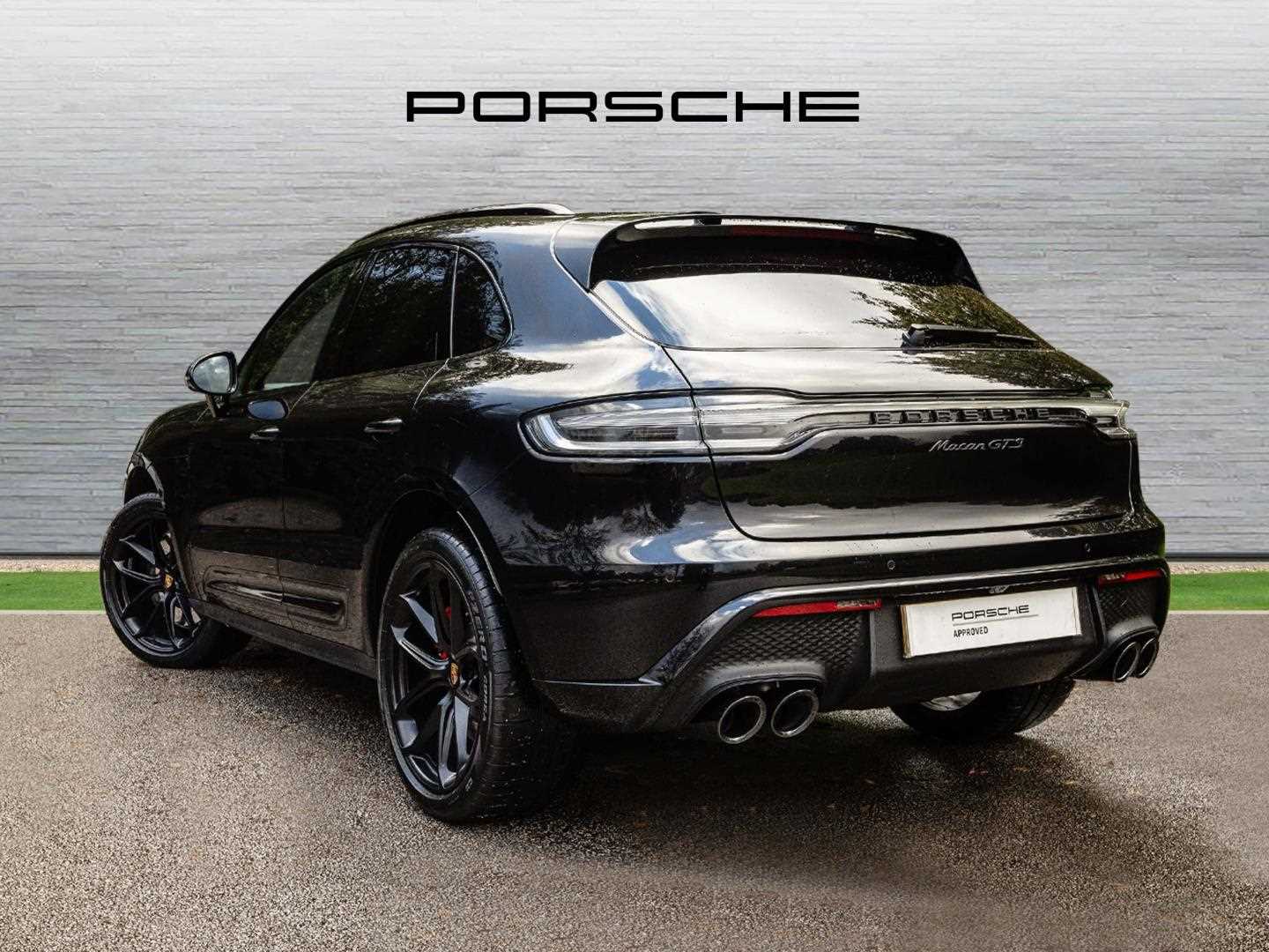 Used Porsche Macan 2023 for sale - 76125868: Photo 4