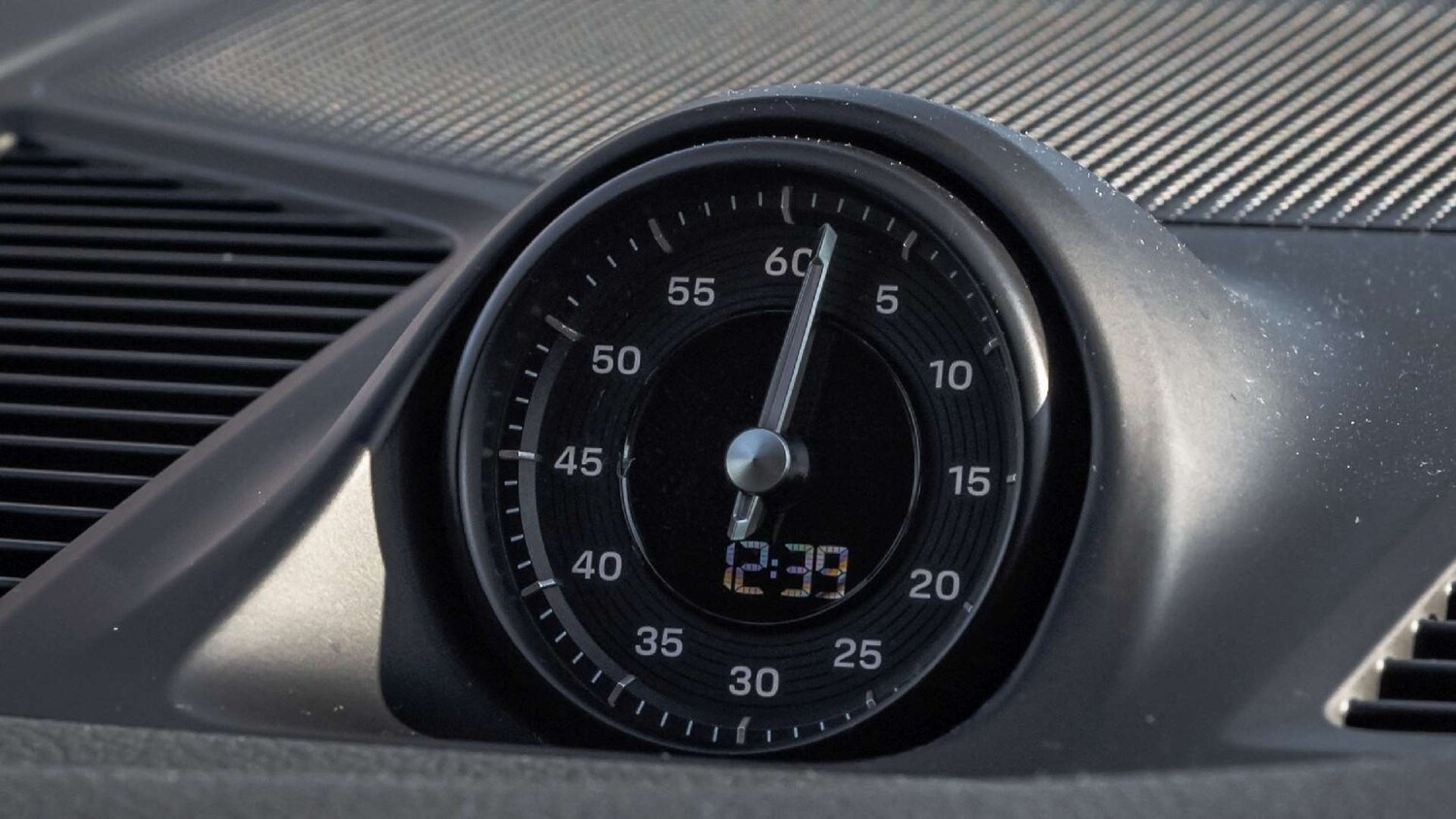 Used Porsche Cayenne 2024 for sale - 77233048: Photo 32