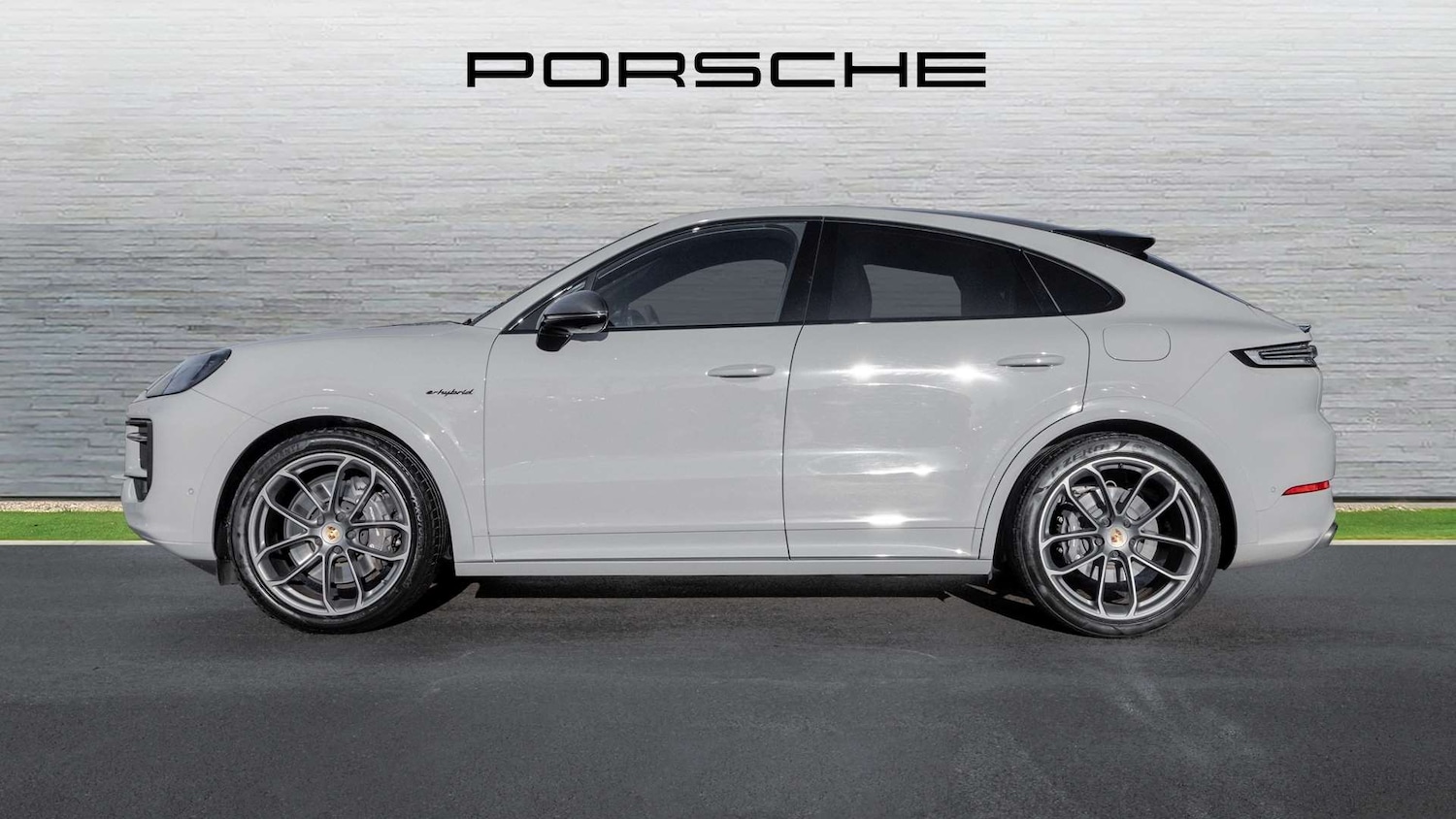 Used Porsche Cayenne 2024 for sale - 77233048: Photo 8