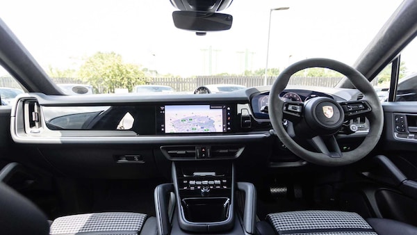 Used Porsche Cayenne 2024 for sale - 75216851: Photo 11