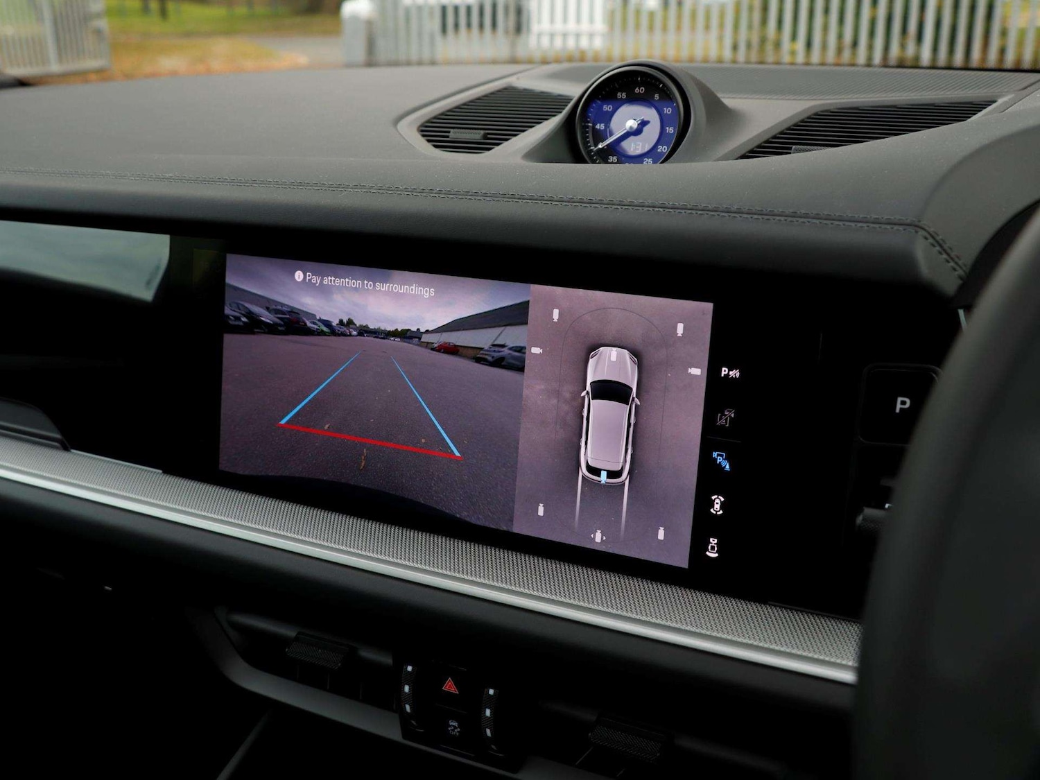 Used Porsche Cayenne 2025 for sale - 76401401: Photo 14