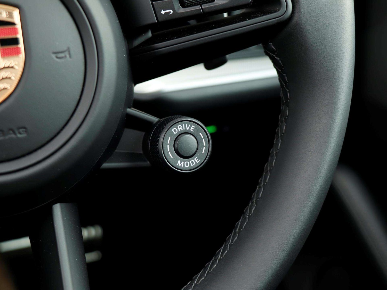 Used Porsche Cayenne 2025 for sale - 76401401: Photo 18