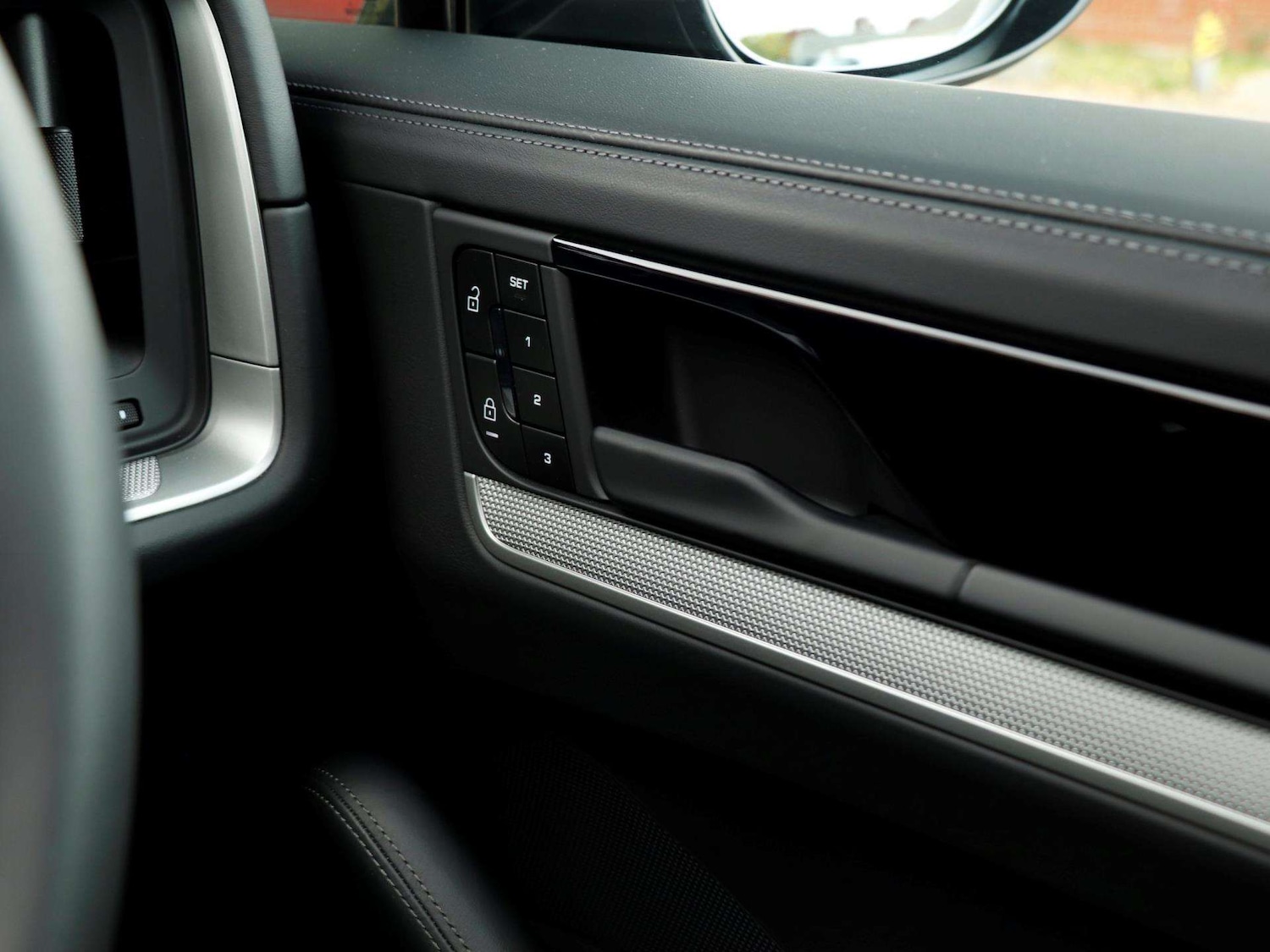 Used Porsche Cayenne 2025 for sale - 76401401: Photo 19