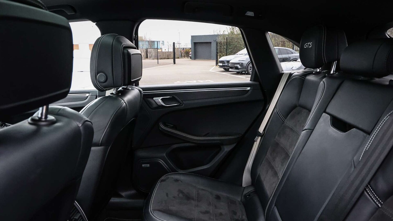 Used Porsche Macan 2020 for sale - 78161373: Photo 14