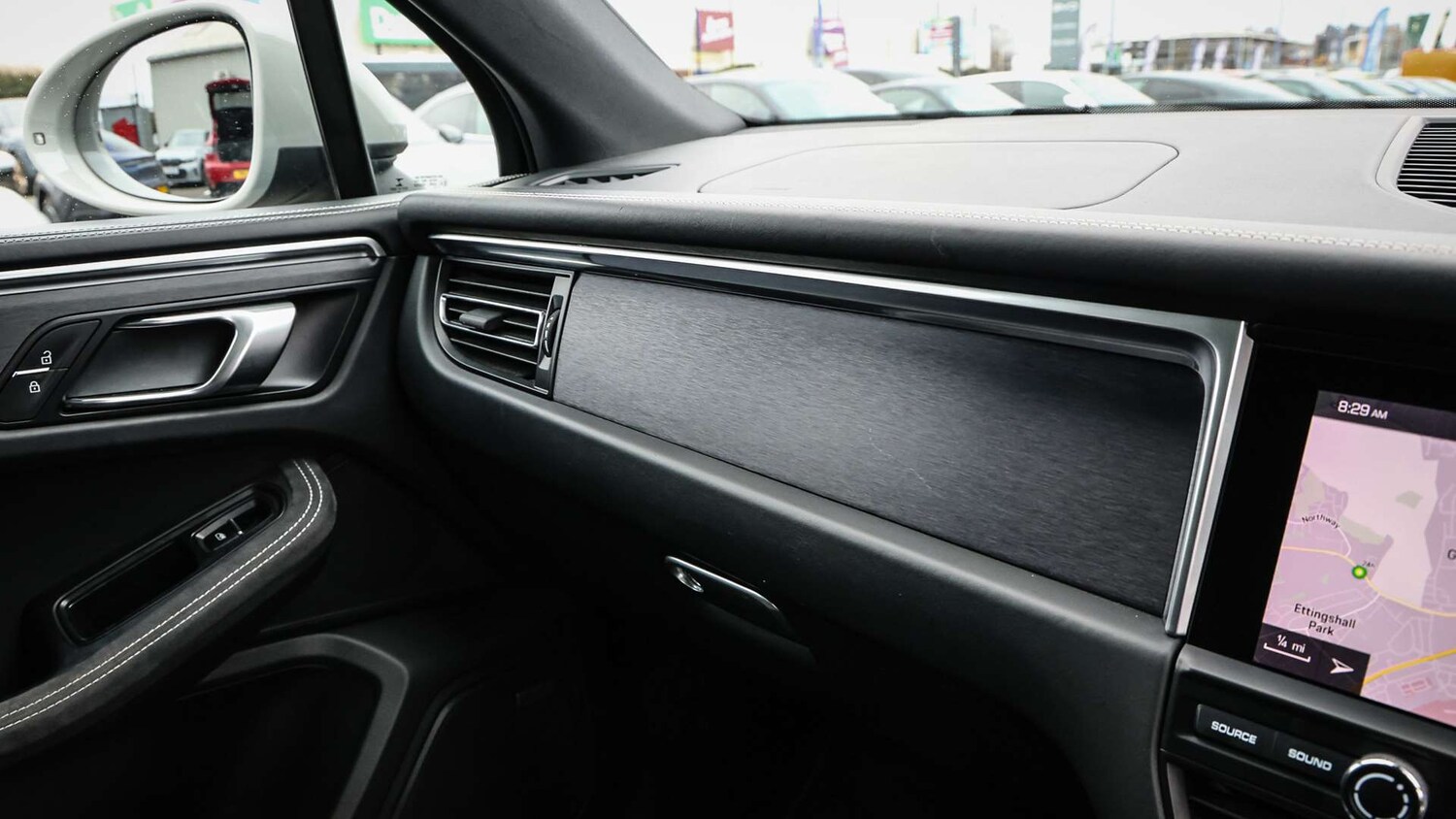 Used Porsche Macan 2020 for sale - 78161373: Photo 22