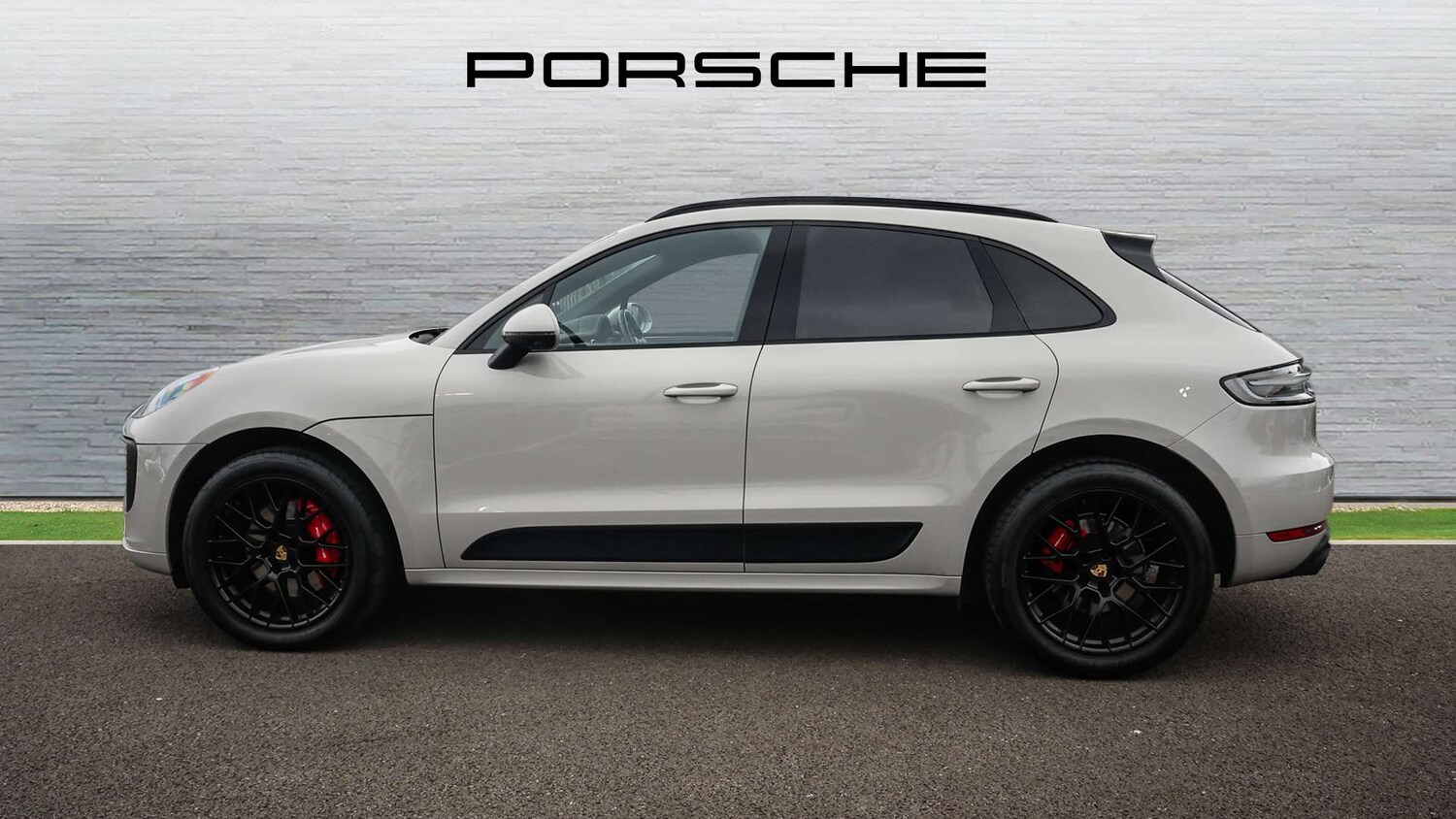Used Porsche Macan 2020 for sale - 78161373: Photo 8