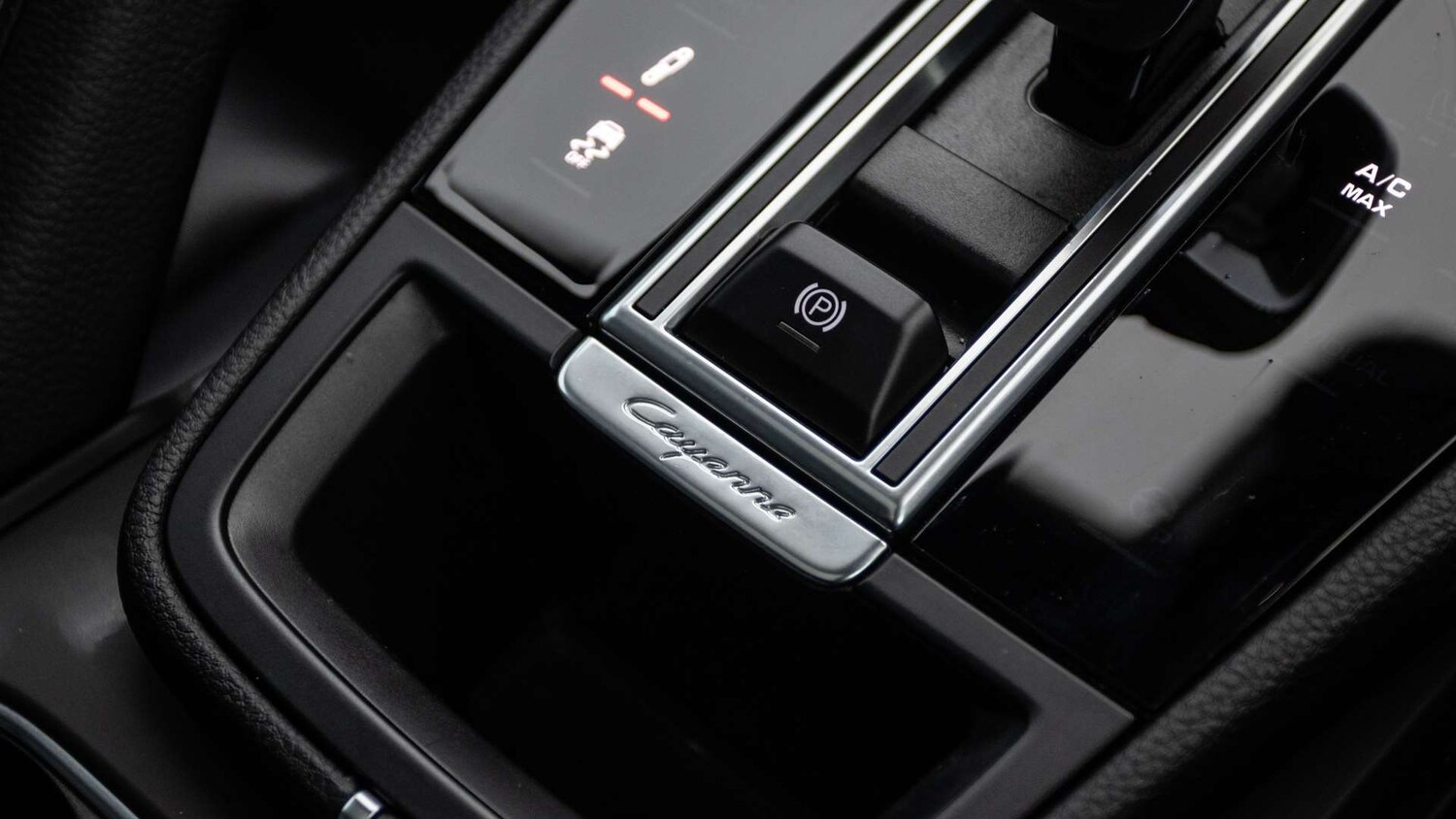 Used Porsche Cayenne 2022 for sale - 77233099: Photo 28