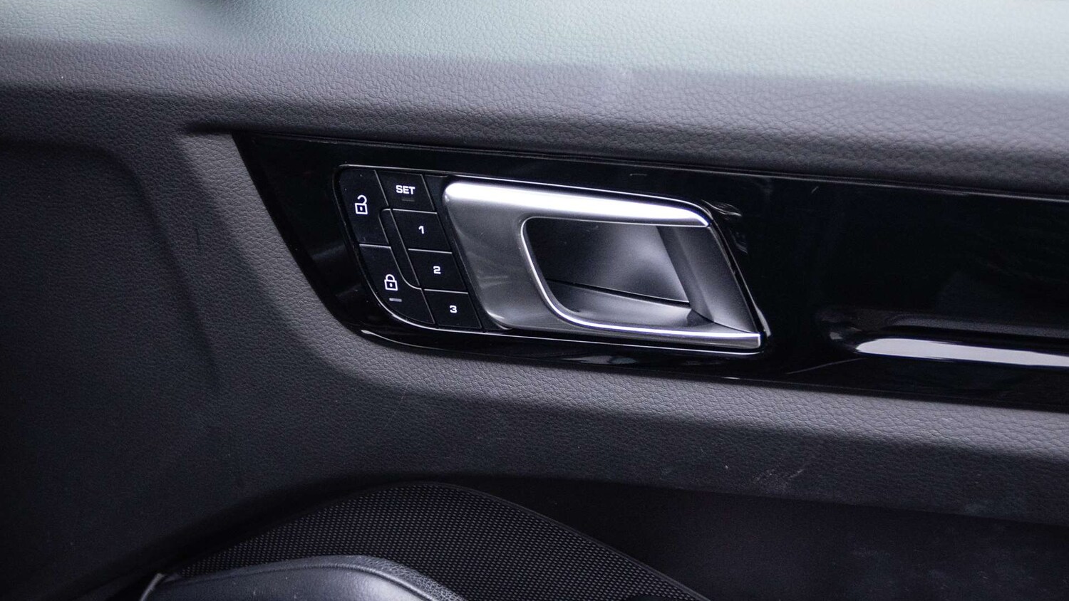 Used Porsche Cayenne 2022 for sale - 77233099: Photo 29