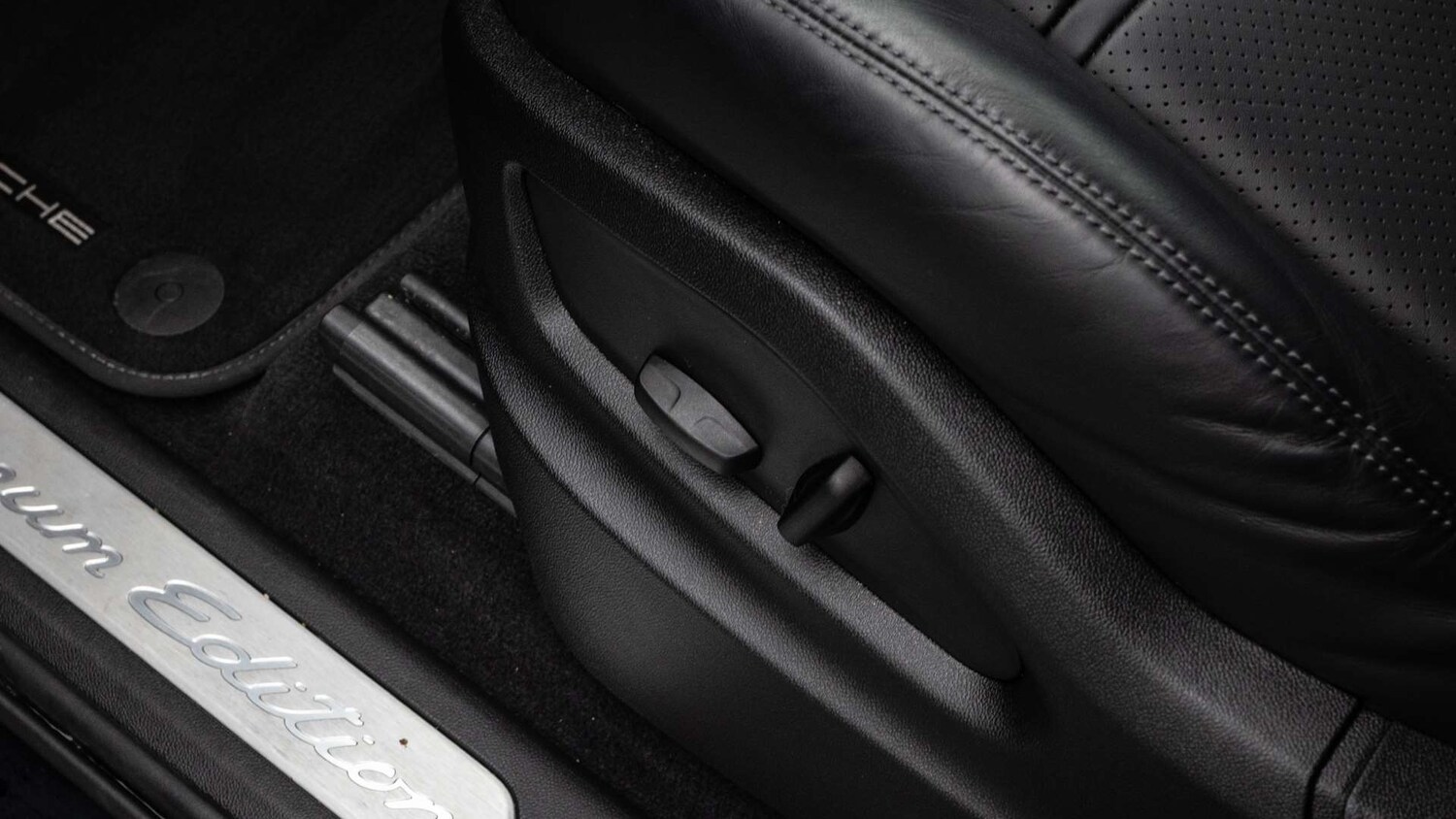 Used Porsche Cayenne 2022 for sale - 77233099: Photo 30