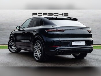 Used Porsche Cayenne 2022 for sale - 77233099: Photo