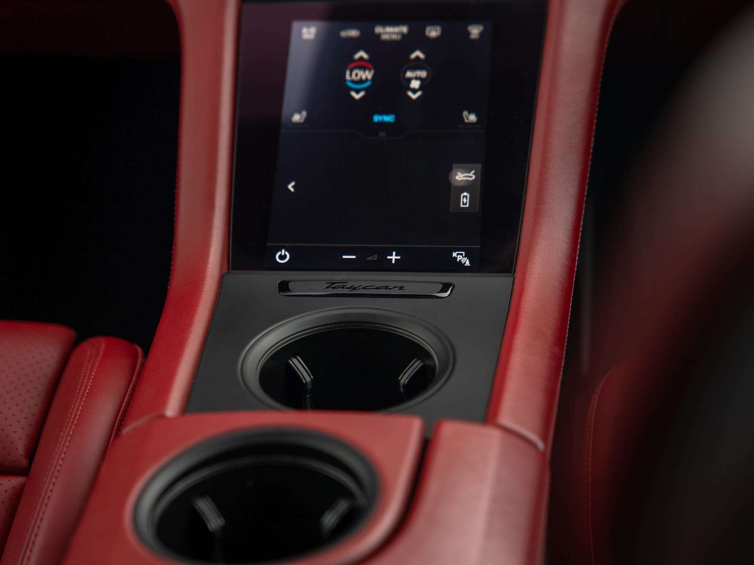 Used Porsche Taycan 2022 for sale - 77913697: Photo 21