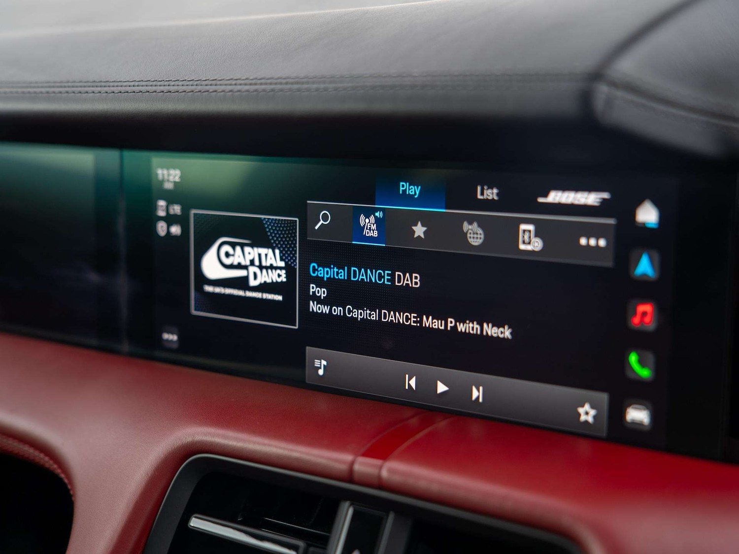 Used Porsche Taycan 2022 for sale - 77913697: Photo 22