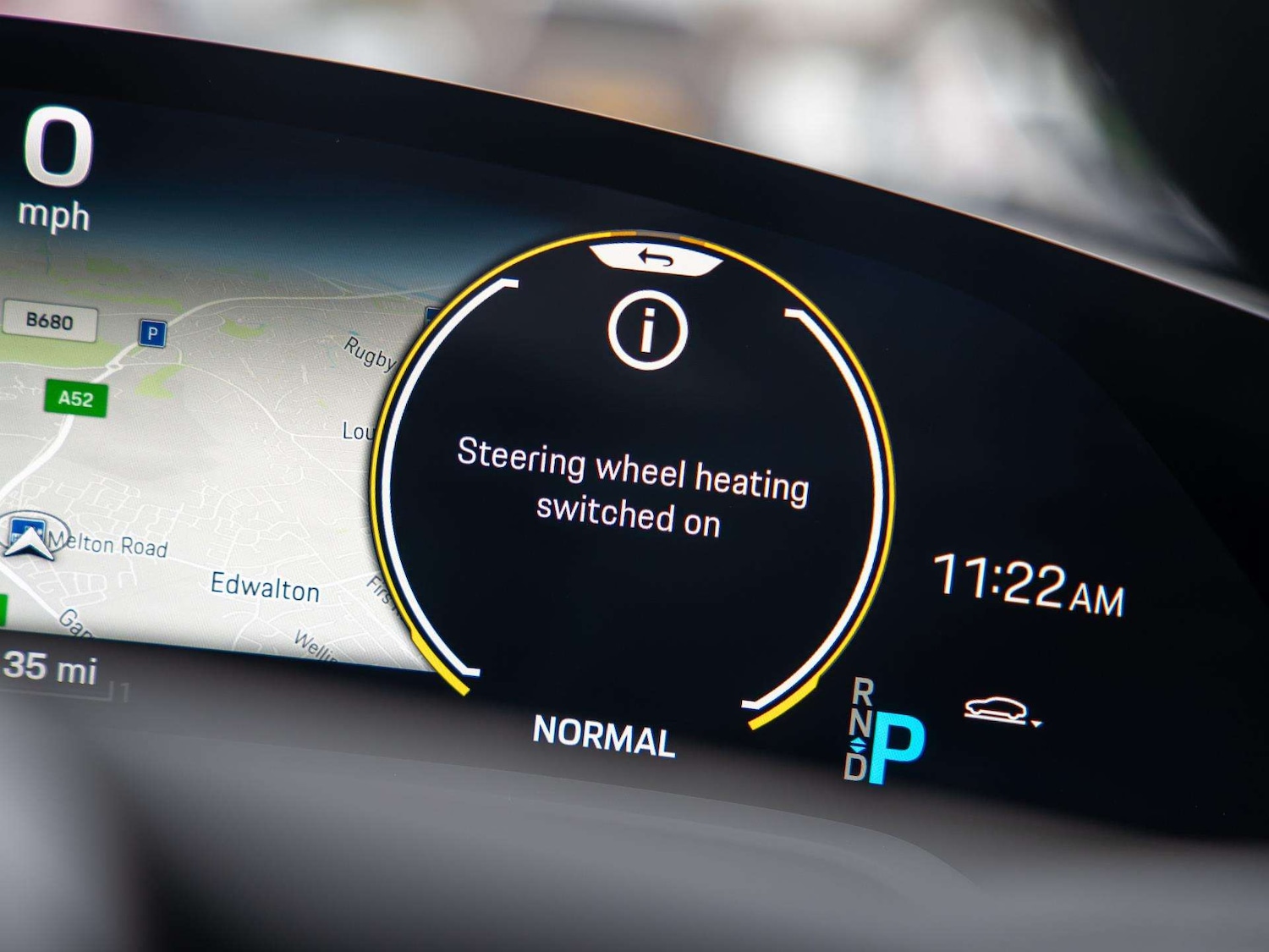 Used Porsche Taycan 2022 for sale - 77913697: Photo 25