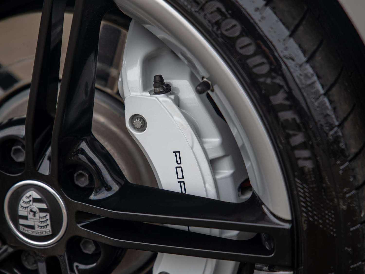 Used Porsche Taycan 2022 for sale - 77913697: Photo 30